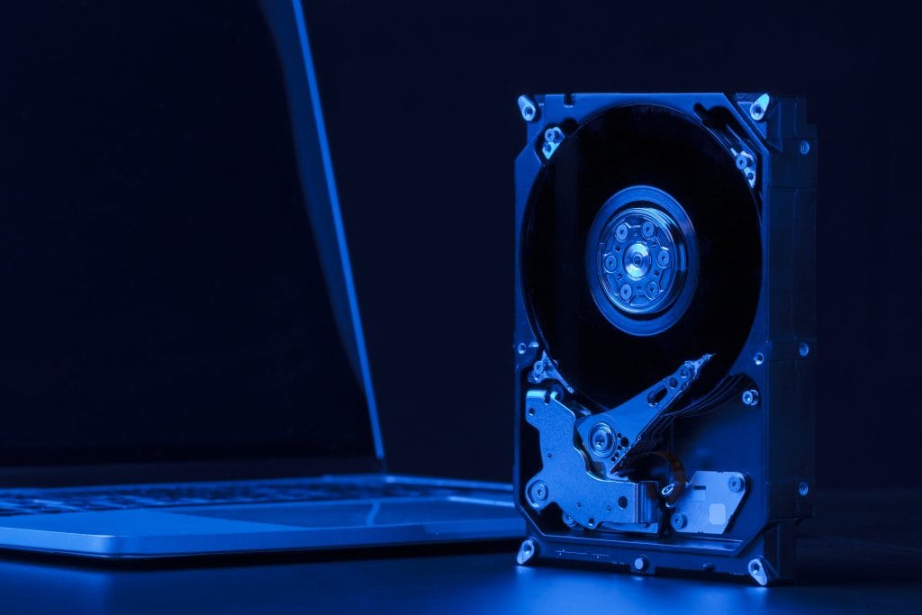 Hochwertiger Festplattenaustausch für bessere Leistung bei PC- und Laptop-Aufrüstung.
Festplatte defekt Duisburg – Datenrettung & SSD‑Upgrade